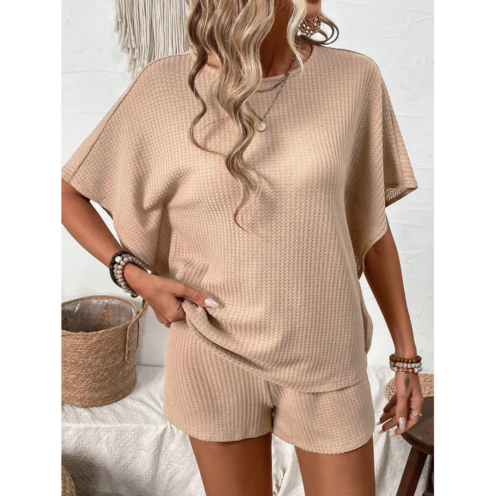 Women's 2-Piece Oversized Lightweight Basic Loose Waffle Knit Loungewear Set - Round Neck Batwing Sleeve Top, Adjustable Drawstring Elastic Shorts for Beach, Nightwear Tracksuit