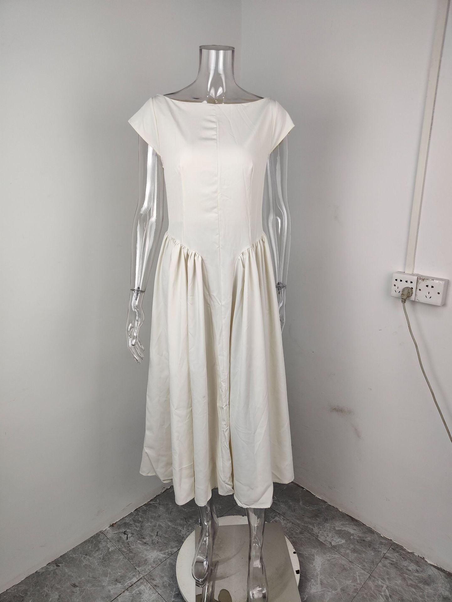 Women's Solid Color Backless Slim Dress