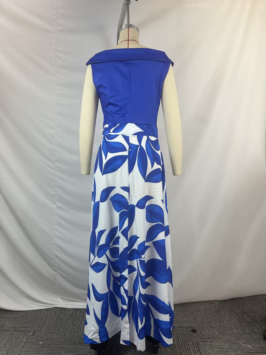 Women's Elegant Casual V-Neck Print Slim Fit Dress