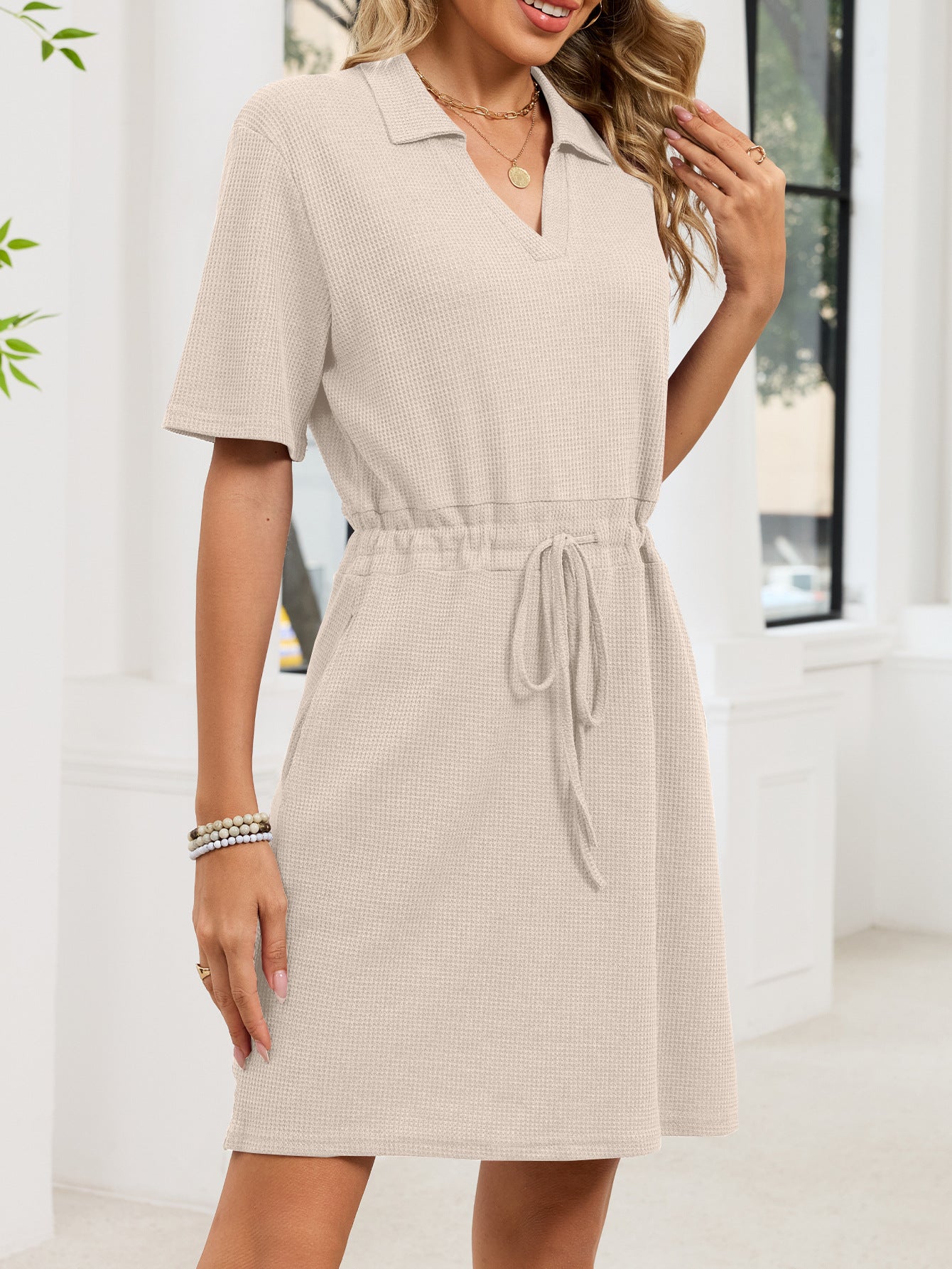 Women's Loose Lapel Short-sleeve Drawstring Pocket Dress
