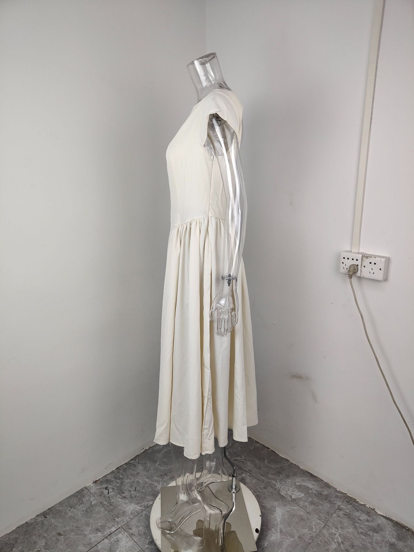 Women's Solid Color Backless Slim Dress