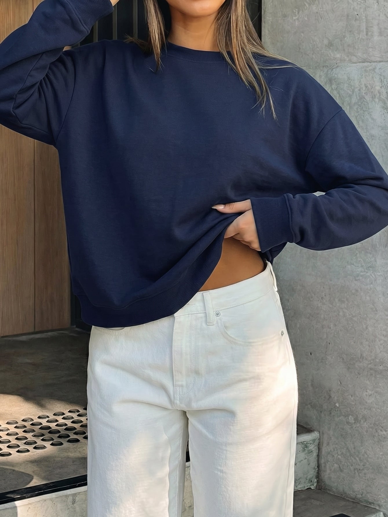 Women's Casual Solid Color Loose Crew Neck Long Sleeve Top