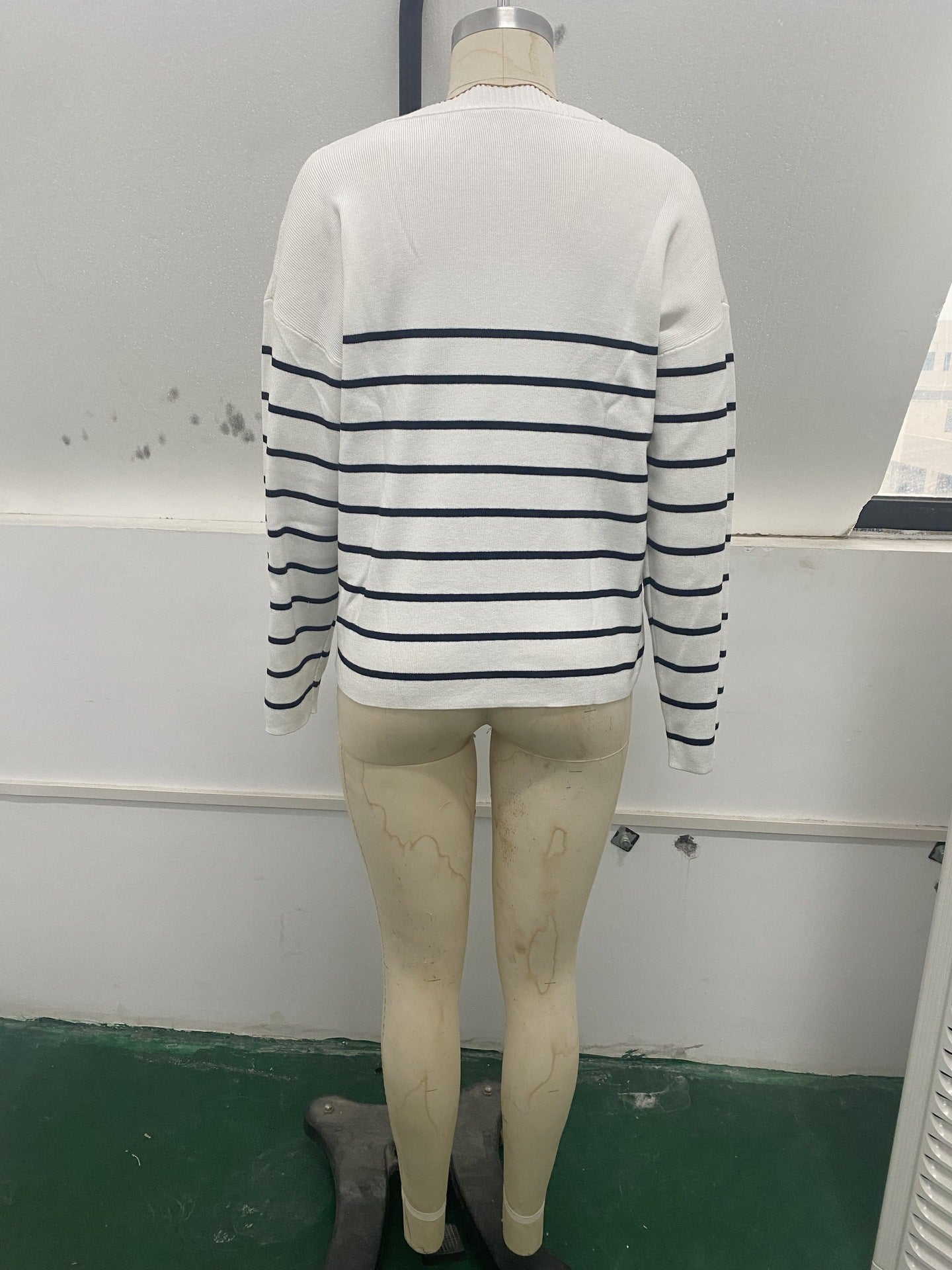 Pullover Knitted Sweater V-Neck Long Sleeve Striped Sweater
