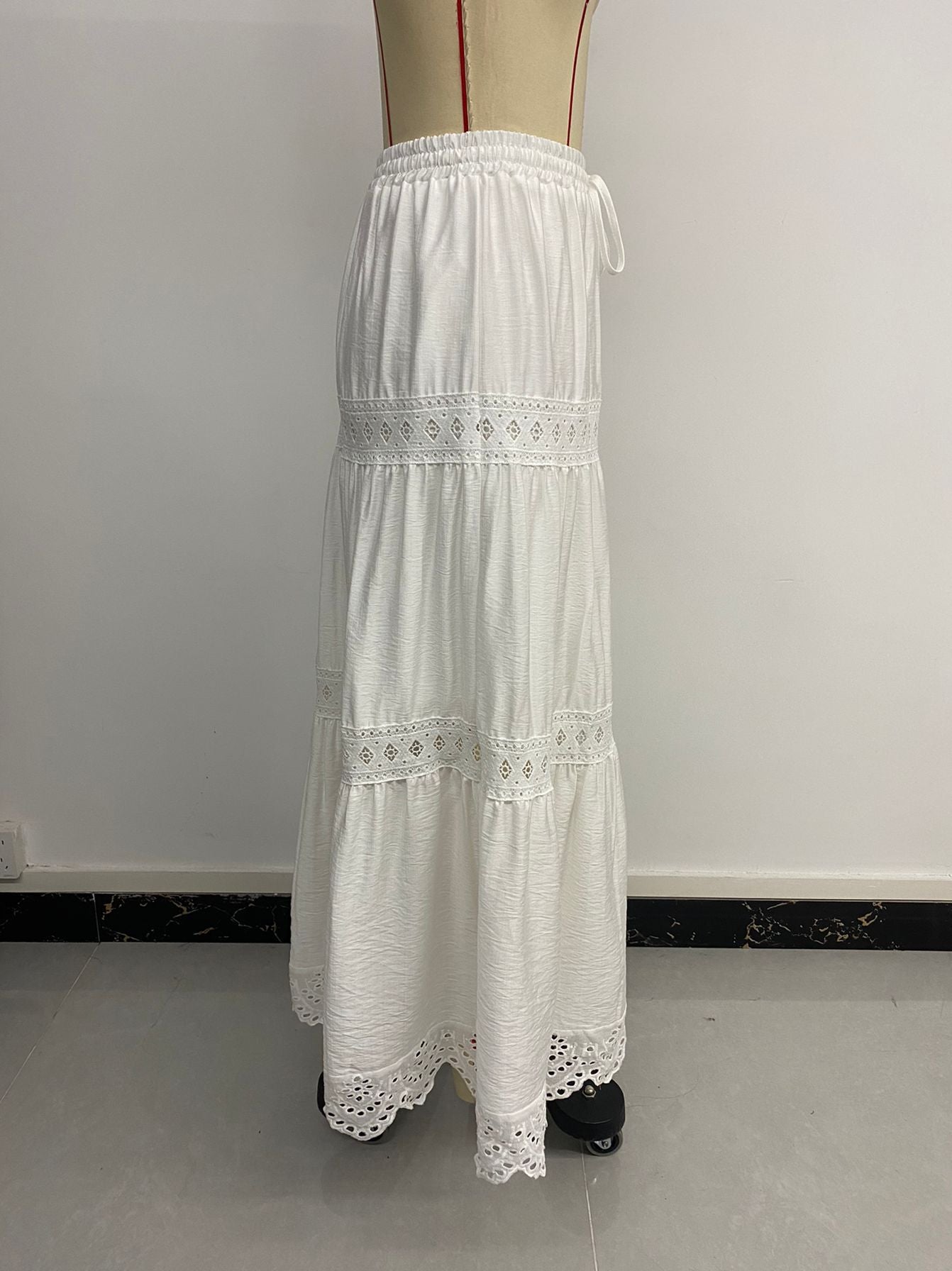 Women Holiday Dress Lace White Skirt